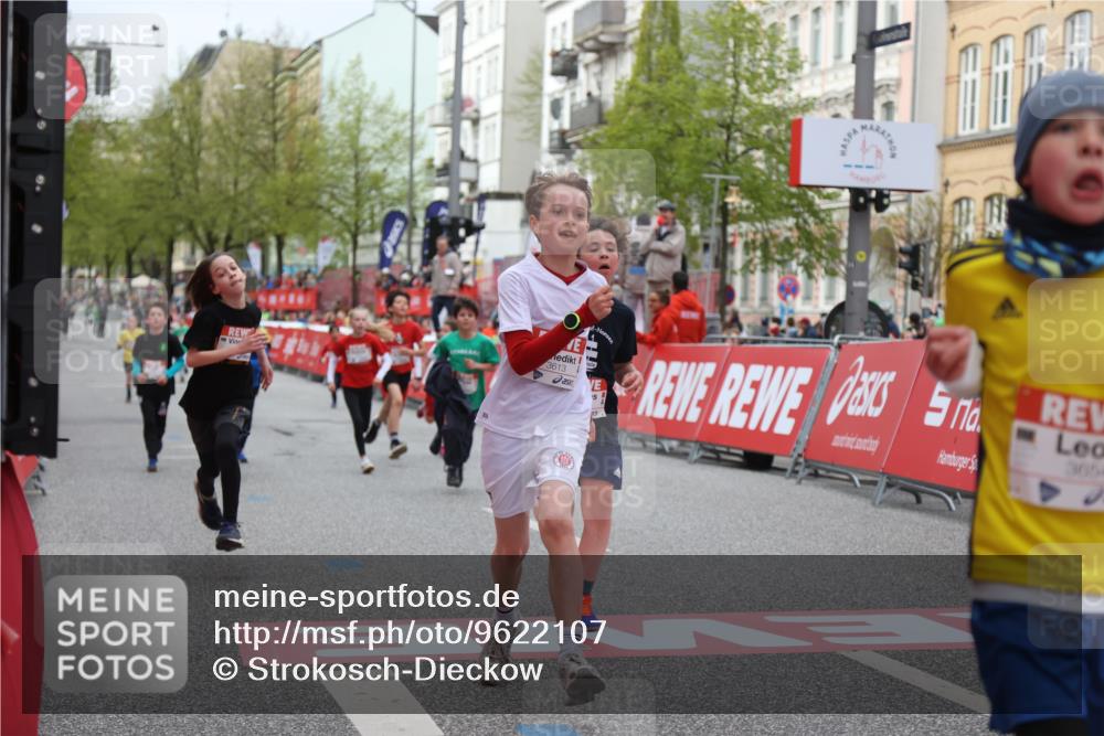 25.04.2026 - Das Zehntel Strokosch-Dieckow http://msf.ph/oto/9622107 25.04.2026 08:52:40 Ziel 1030, 1149, 1326, 1631, 1730, 2021, 2601, 2623, 2810, 2886, 2890, 3078, 3110, 3134, 3613, 3654, 3830 meine-sportfotos.de