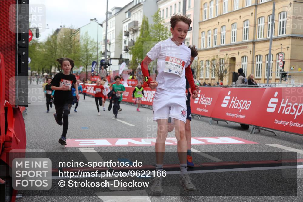 25.04.2026 - Das Zehntel Strokosch-Dieckow http://msf.ph/oto/9622166 25.04.2026 08:52:40 Ziel 1030, 1149, 1326, 1631, 1730, 2021, 2601, 2623, 2810, 2886, 2890, 3078, 3110, 3134, 3613, 3654, 3830 meine-sportfotos.de