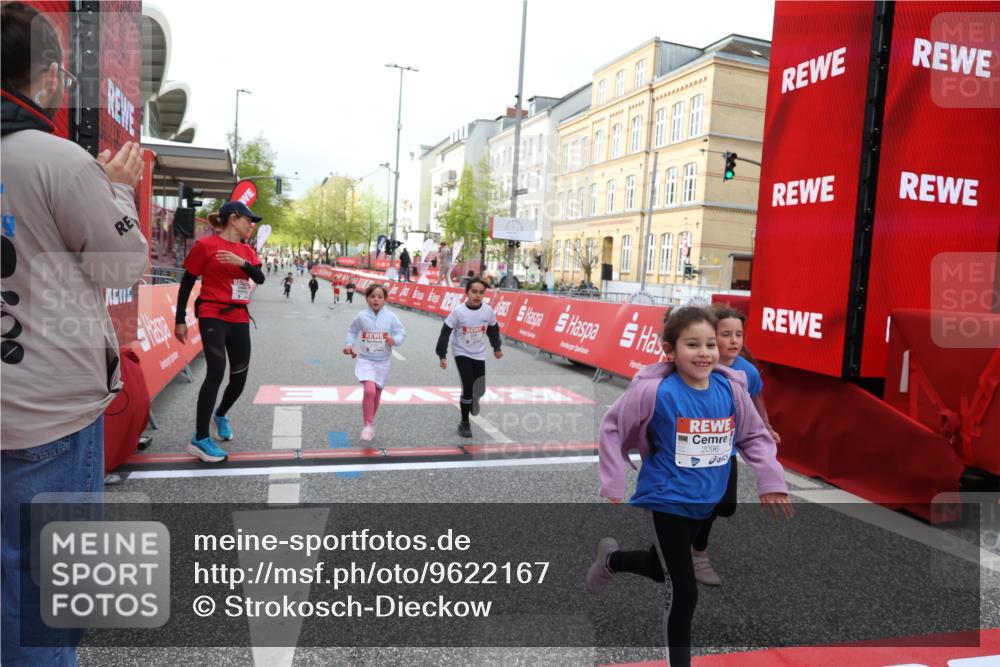 25.04.2026 - Das Zehntel Strokosch-Dieckow http://msf.ph/oto/9622167 25.04.2026 09:14:21 Ziel 2096, 2109, 3269, 3475, 3869 meine-sportfotos.de