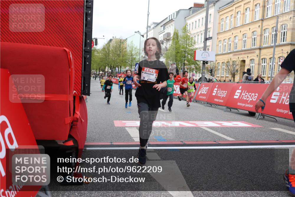25.04.2026 - Das Zehntel Strokosch-Dieckow http://msf.ph/oto/9622209 25.04.2026 08:52:41 Ziel 1030, 1149, 1631, 1730, 2021, 2451, 2623, 2673, 2680, 2810, 2886, 2990, 3078, 3110, 3134, 3613, 3654, 3830, 3969, 4047 meine-sportfotos.de