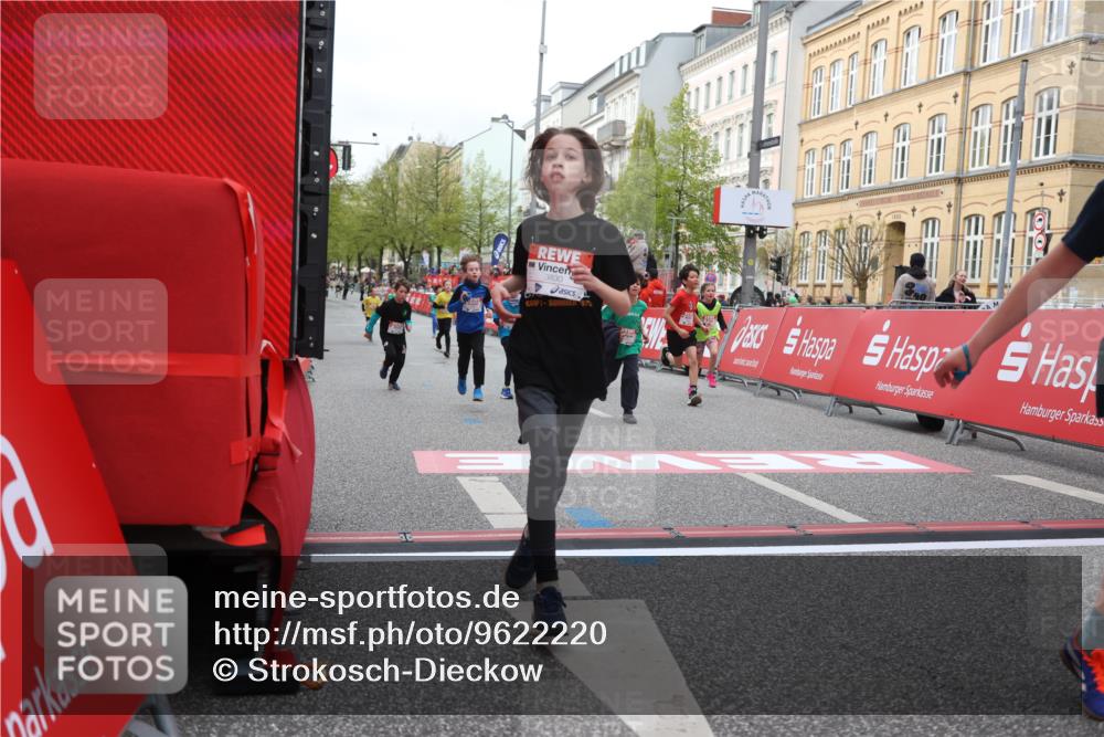 25.04.2026 - Das Zehntel Strokosch-Dieckow http://msf.ph/oto/9622220 25.04.2026 08:52:41 Ziel 1030, 1149, 1631, 1730, 2021, 2451, 2623, 2673, 2680, 2810, 2886, 2990, 3078, 3110, 3134, 3613, 3654, 3830, 3969, 4047 meine-sportfotos.de