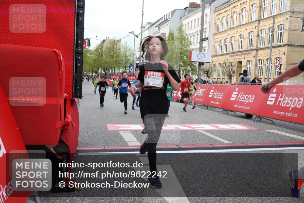 25.04.2026 - Das Zehntel Strokosch-Dieckow http://msf.ph/oto/9622242 25.04.2026 08:52:42 Ziel 1030, 1149, 1631, 1710, 1730, 1769, 2021, 2300, 2451, 2623, 2673, 2680, 2810, 2870, 2886, 2990, 3249, 3613, 3654, 3830, 3969, 4047 meine-sportfotos.de