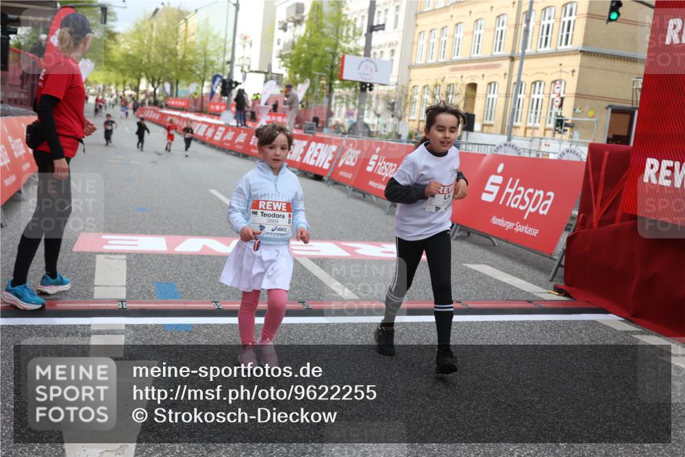 25.04.2026 - Das Zehntel Strokosch-Dieckow http://msf.ph/oto/9622255 25.04.2026 09:14:22 Ziel 2096, 2109, 3269, 3475, 3869 meine-sportfotos.de