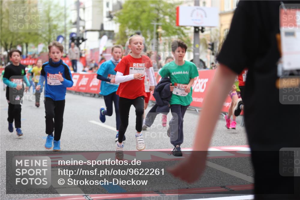 25.04.2026 - Das Zehntel Strokosch-Dieckow http://msf.ph/oto/9622261 25.04.2026 08:52:42 Ziel 1030, 1149, 1631, 1710, 1730, 1769, 2021, 2300, 2451, 2623, 2673, 2680, 2810, 2870, 2886, 2990, 3249, 3613, 3654, 3830, 3969, 4047 meine-sportfotos.de
