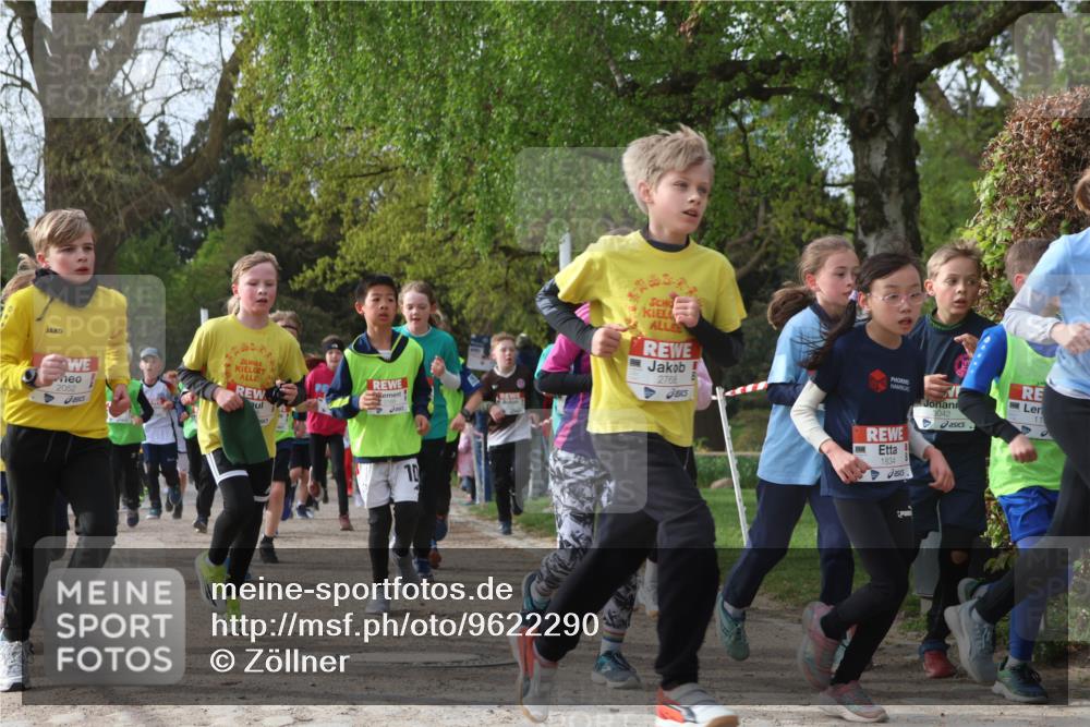 25.04.2026 - Das Zehntel Zöllner http://msf.ph/oto/9622290 25.04.2026 07:40:58 Laufen 2052, 2768, 10, 3042, 11, 1834 meine-sportfotos.de