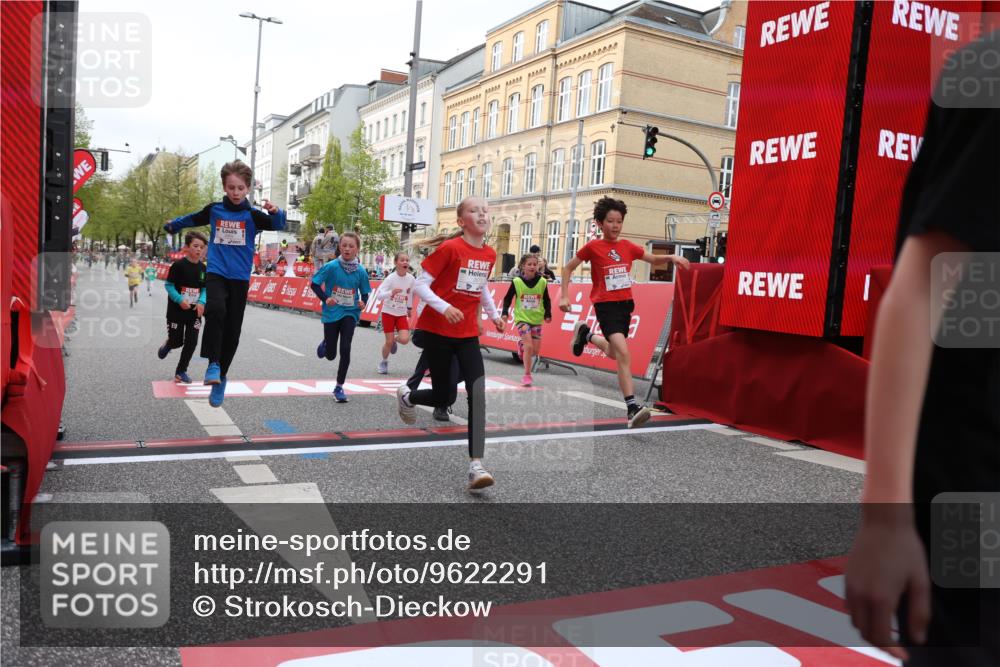 25.04.2026 - Das Zehntel Strokosch-Dieckow http://msf.ph/oto/9622291 25.04.2026 08:52:43 Ziel 1030, 1149, 1710, 1769, 2021, 2300, 2451, 2623, 2673, 2680, 2810, 2870, 2873, 2886, 2990, 3249, 3512, 3533, 3613, 3654, 3830, 3969, 4047 meine-sportfotos.de