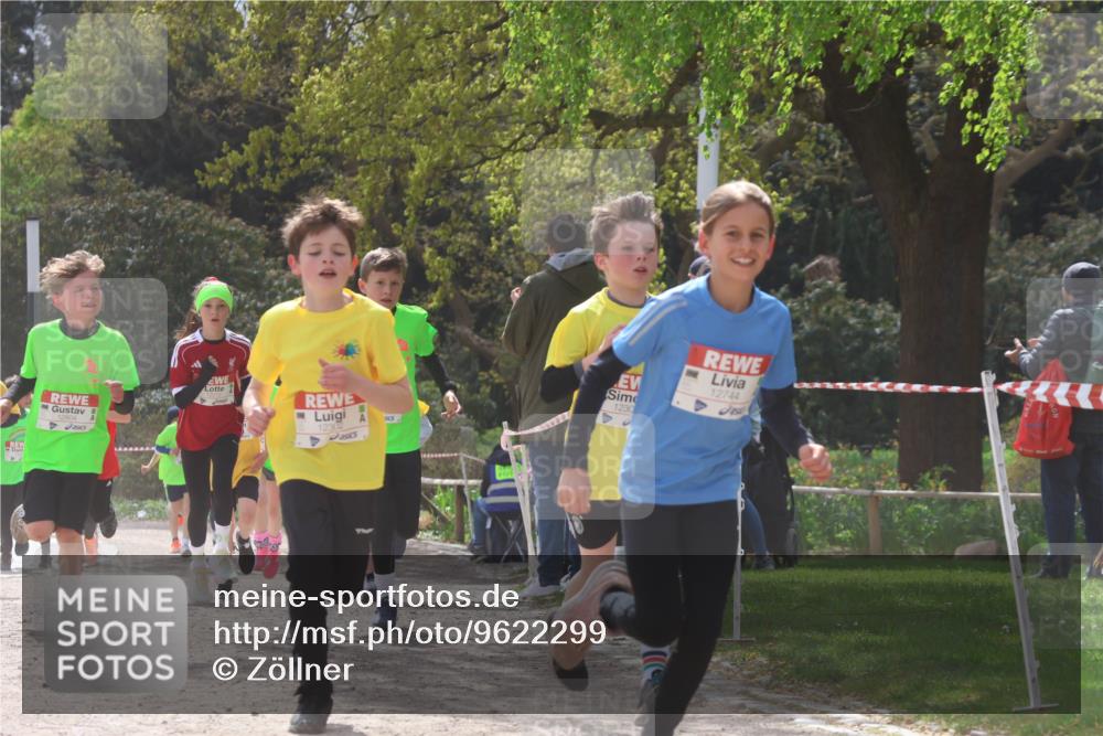 25.04.2026 - Das Zehntel Zöllner http://msf.ph/oto/9622299 25.04.2026 11:39:35 Laufen 12804, 12302, 1230, 12744 meine-sportfotos.de