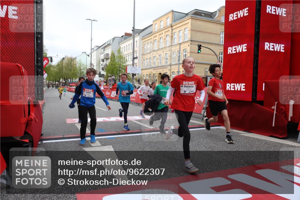 25.04.2026 - Das Zehntel Strokosch-Dieckow http://msf.ph/oto/9622307 25.04.2026 08:52:43 Ziel 1030, 1149, 1710, 1769, 2021, 2300, 2451, 2623, 2673, 2680, 2810, 2870, 2873, 2886, 2990, 3249, 3512, 3533, 3613, 3654, 3830, 3969, 4047 meine-sportfotos.de