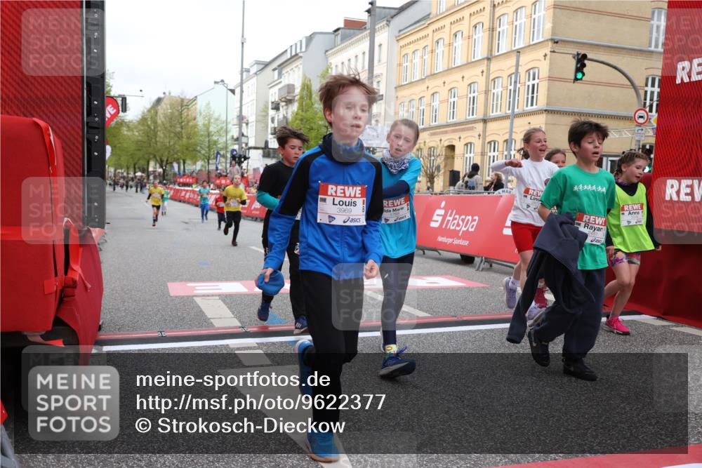 25.04.2026 - Das Zehntel Strokosch-Dieckow http://msf.ph/oto/9622377 25.04.2026 08:52:44 Ziel 1030, 1149, 1710, 1769, 2300, 2451, 2623, 2673, 2680, 2870, 2873, 2886, 2990, 3249, 3512, 3533, 3613, 3654, 3707, 3830, 3969, 4047 meine-sportfotos.de