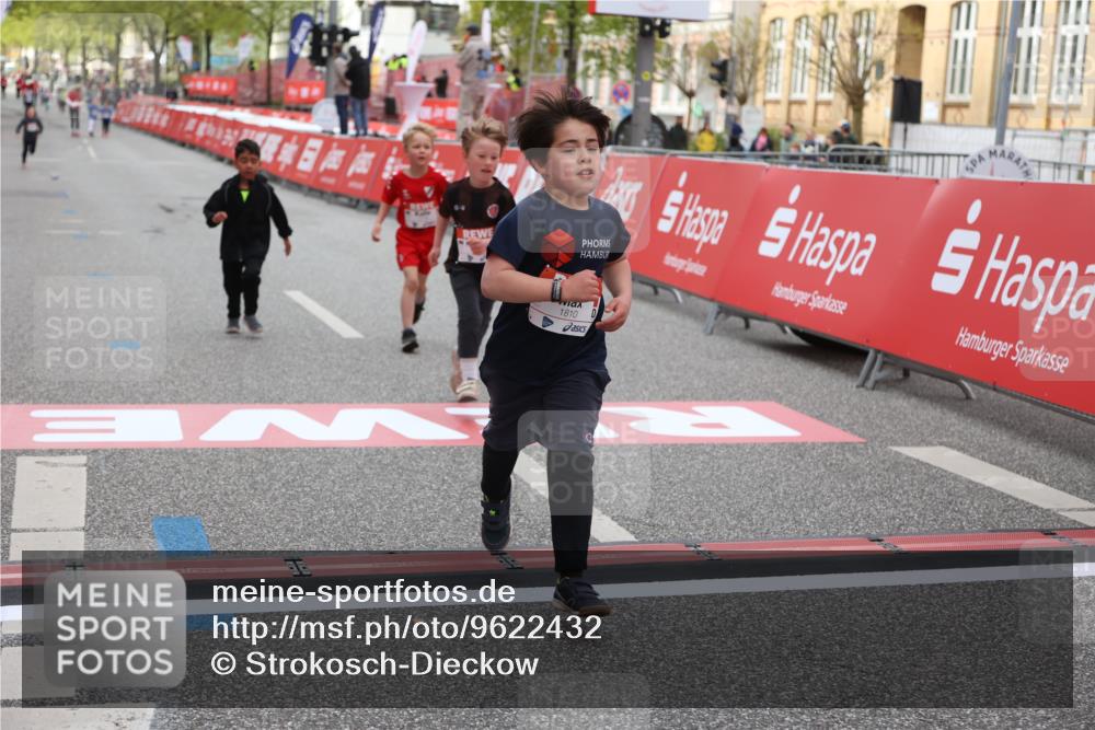 25.04.2026 - Das Zehntel Strokosch-Dieckow http://msf.ph/oto/9622432 25.04.2026 09:14:29 Ziel 1775, 1776, 1780, 1810, 3463 meine-sportfotos.de