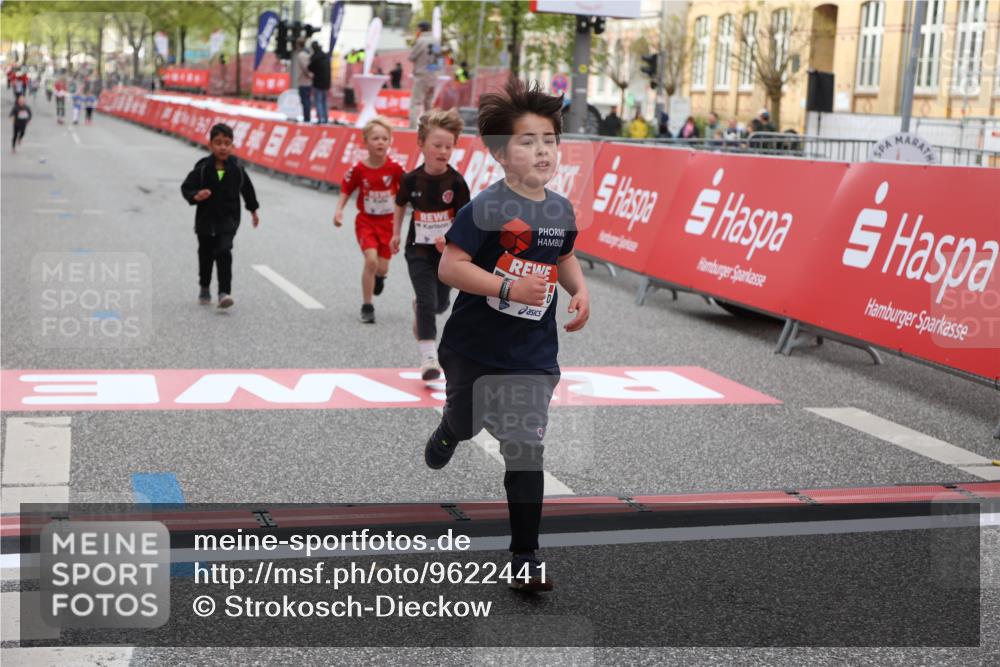 25.04.2026 - Das Zehntel Strokosch-Dieckow http://msf.ph/oto/9622441 25.04.2026 09:14:29 Ziel 1775, 1776, 1780, 1810, 3463 meine-sportfotos.de