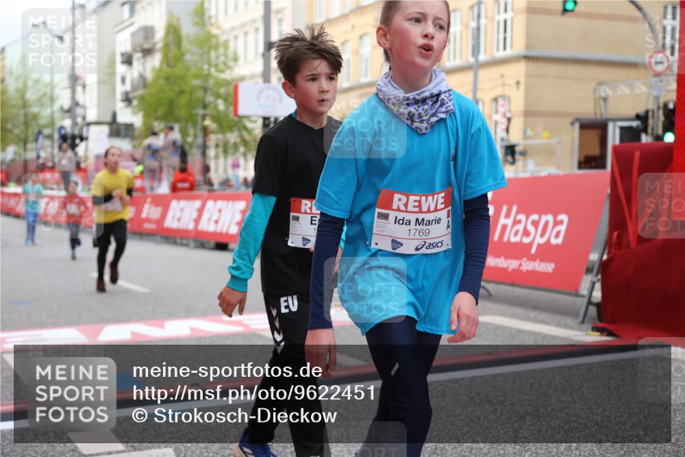 25.04.2026 - Das Zehntel Strokosch-Dieckow http://msf.ph/oto/9622451 25.04.2026 08:52:45 Ziel 1030, 1149, 1710, 1769, 2300, 2451, 2673, 2680, 2746, 2870, 2873, 2886, 2901, 2990, 3249, 3512, 3533, 3613, 3654, 3691, 3707, 3811, 3830, 3969, 4047 meine-sportfotos.de