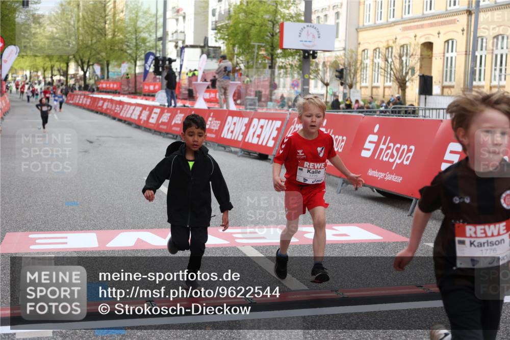 25.04.2026 - Das Zehntel Strokosch-Dieckow http://msf.ph/oto/9622544 25.04.2026 09:14:31 Ziel 1775, 1776, 1780, 1810, 3463 meine-sportfotos.de