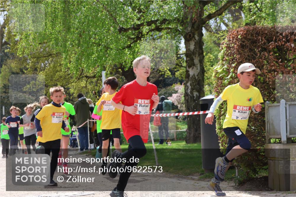 25.04.2026 - Das Zehntel Zöllner http://msf.ph/oto/9622573 25.04.2026 11:39:41 Laufen 11802, 11794, 10992, 12271 meine-sportfotos.de