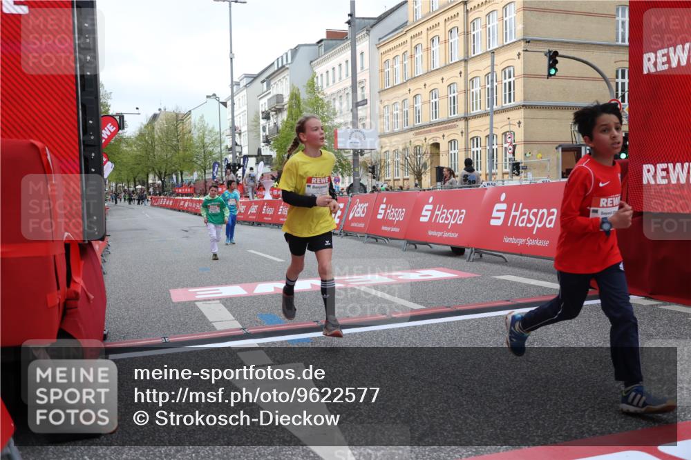 25.04.2026 - Das Zehntel Strokosch-Dieckow http://msf.ph/oto/9622577 25.04.2026 08:52:50 Ziel 1367, 1710, 1769, 1789, 2300, 2307, 2495, 2746, 2797, 2870, 2871, 2873, 2877, 2884, 2901, 3112, 3164, 3167, 3175, 3249, 3348, 3380, 3423, 3512, 3533, 3691, 3707, 3811, 4037 meine-sportfotos.de