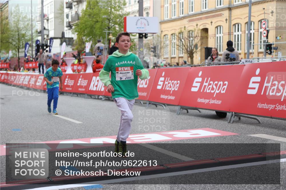 25.04.2026 - Das Zehntel Strokosch-Dieckow http://msf.ph/oto/9622613 25.04.2026 08:52:52 Ziel 1367, 1789, 1798, 2307, 2325, 2495, 2746, 2785, 2797, 2871, 2877, 2884, 2901, 3112, 3164, 3167, 3175, 3348, 3380, 3423, 3691, 3707, 3811, 4037 meine-sportfotos.de