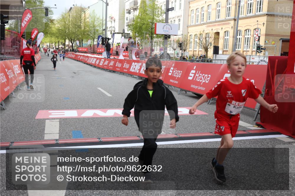 25.04.2026 - Das Zehntel Strokosch-Dieckow http://msf.ph/oto/9622632 25.04.2026 09:14:31 Ziel 1775, 1776, 1780, 1810, 3463 meine-sportfotos.de