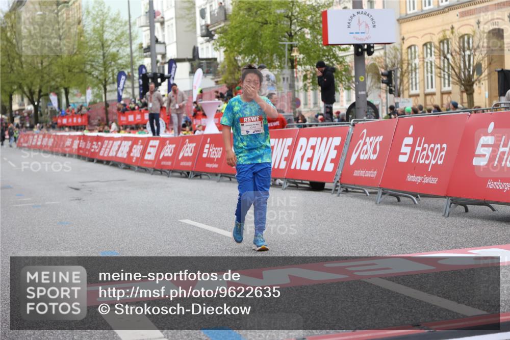 25.04.2026 - Das Zehntel Strokosch-Dieckow http://msf.ph/oto/9622635 25.04.2026 08:52:54 Ziel 1139, 1273, 1367, 1368, 1589, 1789, 1798, 1981, 2307, 2325, 2495, 2785, 2797, 2871, 2877, 2884, 3112, 3164, 3167, 3175, 3181, 3348, 3380, 3423, 3695, 4037 meine-sportfotos.de