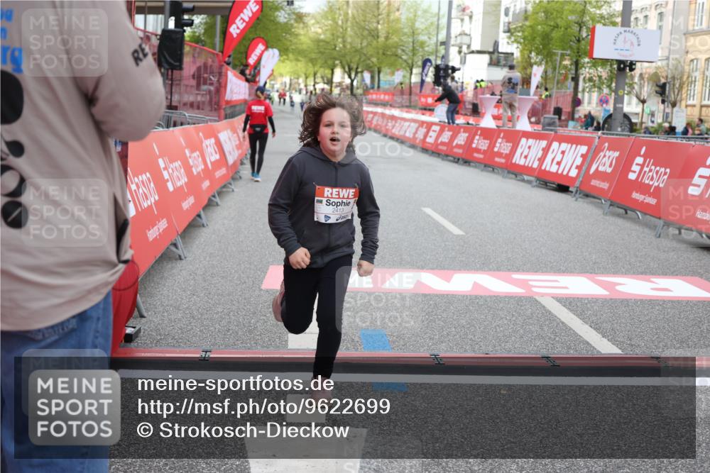 25.04.2026 - Das Zehntel Strokosch-Dieckow http://msf.ph/oto/9622699 25.04.2026 09:14:40 Ziel 2413 meine-sportfotos.de