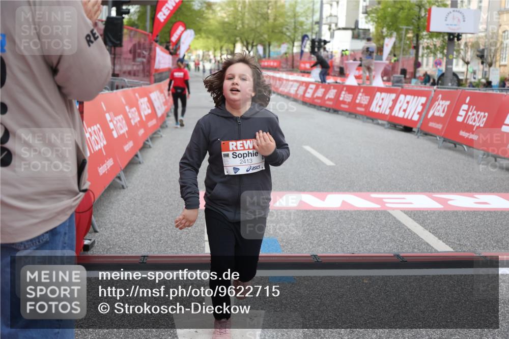 25.04.2026 - Das Zehntel Strokosch-Dieckow http://msf.ph/oto/9622715 25.04.2026 09:14:40 Ziel 2413 meine-sportfotos.de