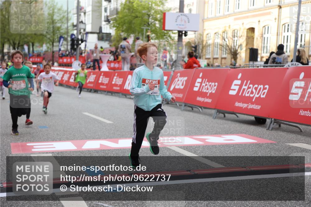 25.04.2026 - Das Zehntel Strokosch-Dieckow http://msf.ph/oto/9622737 25.04.2026 08:56:13 Ziel 1070, 1160, 1304, 1381, 1614, 1657, 1818, 2056, 2398, 2439, 2584, 2650, 2711, 2769, 2793, 3128, 3516, 3814, 3893 meine-sportfotos.de