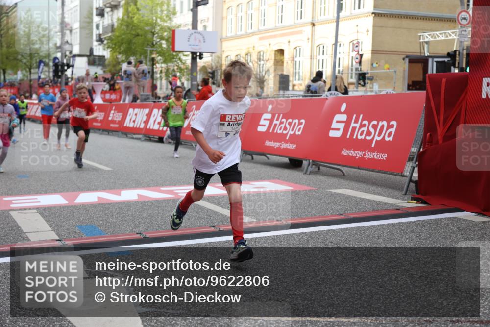 25.04.2026 - Das Zehntel Strokosch-Dieckow http://msf.ph/oto/9622806 25.04.2026 08:56:15 Ziel 1070, 1160, 1304, 1381, 1424, 1565, 1614, 1657, 1975, 2056, 2398, 2711, 2769, 2793, 3105, 3128, 3516, 3814, 3893 meine-sportfotos.de