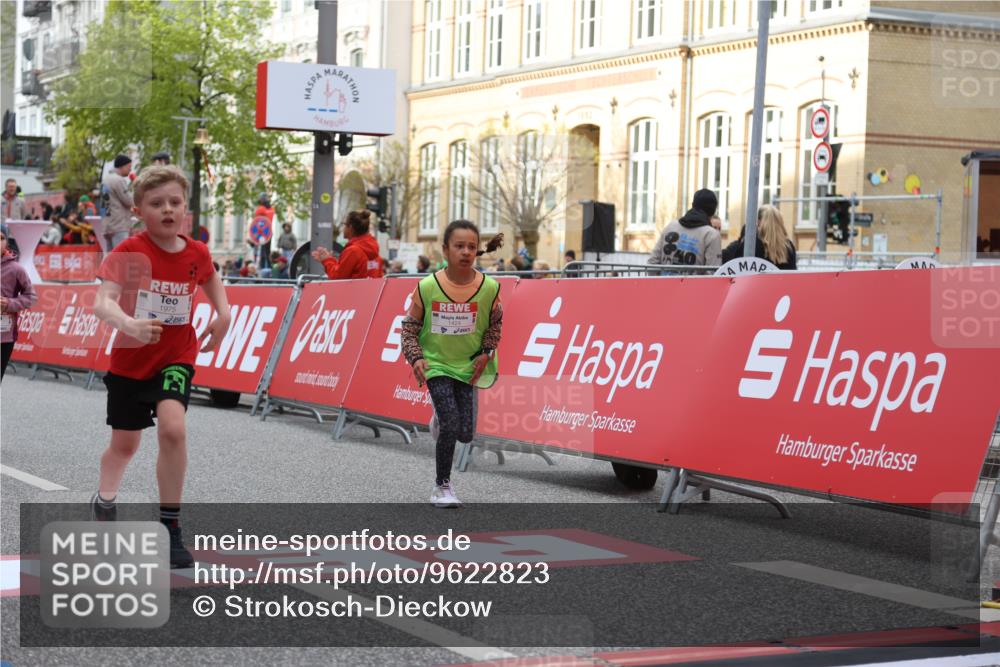 25.04.2026 - Das Zehntel Strokosch-Dieckow http://msf.ph/oto/9622823 25.04.2026 08:56:16 Ziel 1070, 1160, 1304, 1381, 1424, 1565, 1614, 1657, 1975, 2056, 2387, 2398, 2682, 2769, 2793, 3105, 3516, 3757, 3814, 3893, 4006 meine-sportfotos.de