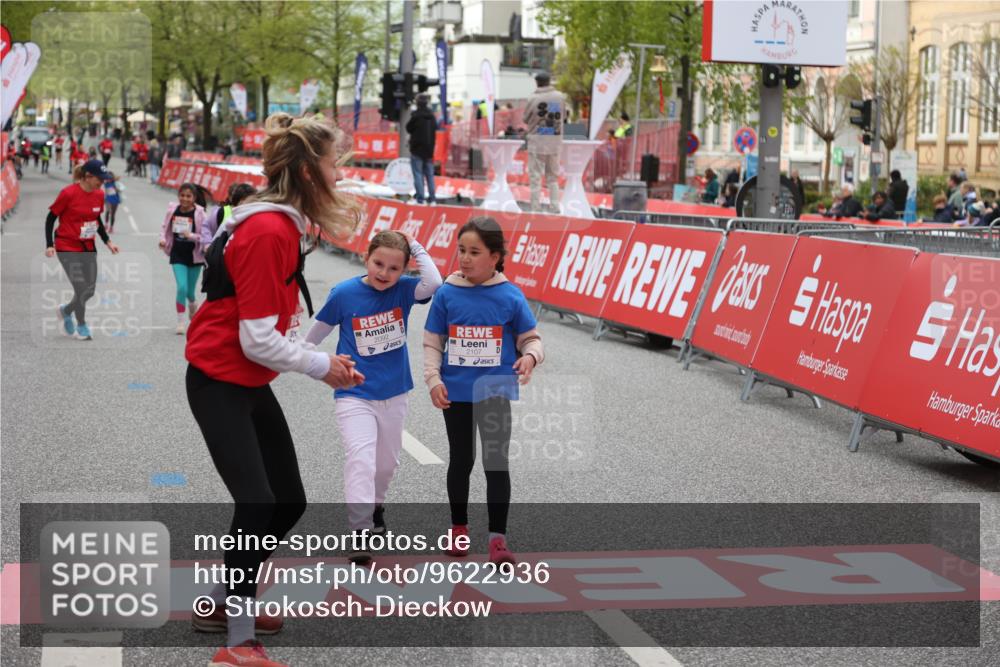 25.04.2026 - Das Zehntel Strokosch-Dieckow http://msf.ph/oto/9622936 25.04.2026 09:14:55 Ziel 2092, 2107 meine-sportfotos.de
