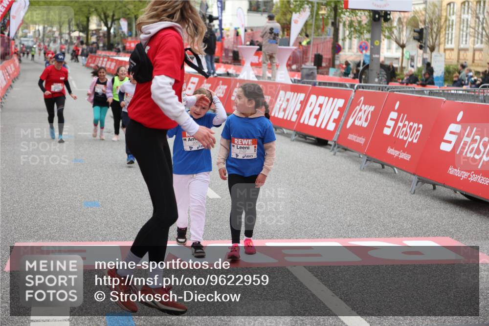 25.04.2026 - Das Zehntel Strokosch-Dieckow http://msf.ph/oto/9622959 25.04.2026 09:14:56 Ziel 2092, 2107 meine-sportfotos.de
