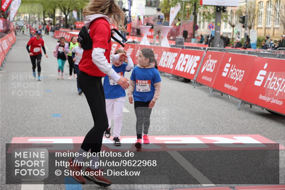 25.04.2026 - Das Zehntel Strokosch-Dieckow http://msf.ph/oto/9622968 25.04.2026 09:14:56 Ziel 2092, 2107 meine-sportfotos.de