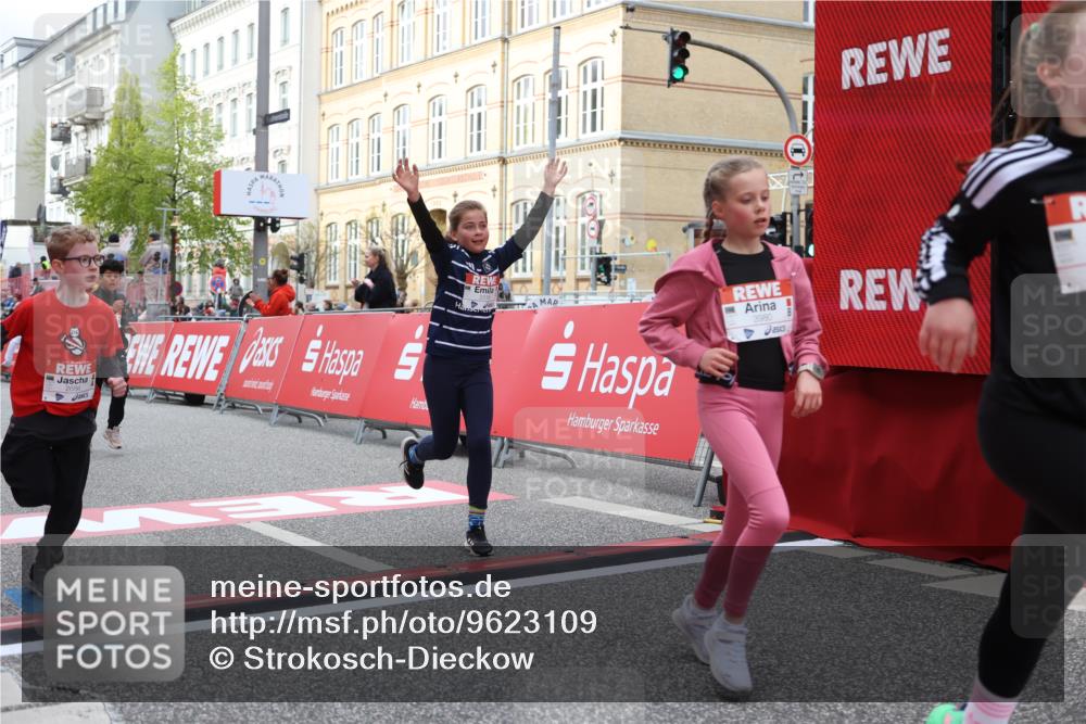 25.04.2026 - Das Zehntel Strokosch-Dieckow http://msf.ph/oto/9623109 25.04.2026 08:56:28 Ziel 1008, 1050, 1123, 1365, 2171, 2384, 2527, 2780, 2869, 2964, 3080, 3228, 3536, 3895, 3980 meine-sportfotos.de