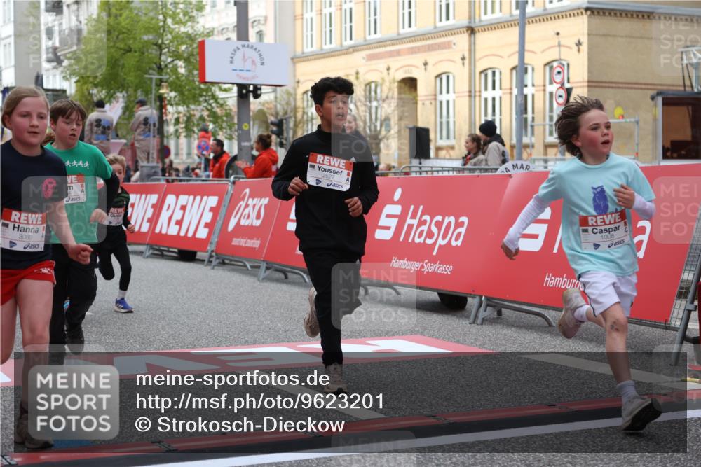 25.04.2026 - Das Zehntel Strokosch-Dieckow http://msf.ph/oto/9623201 25.04.2026 08:56:30 Ziel 1008, 1050, 1123, 1365, 2196, 2207, 2494, 2527, 2686, 2780, 2964, 3080, 3228, 3275, 3536, 3980, 4035 meine-sportfotos.de
