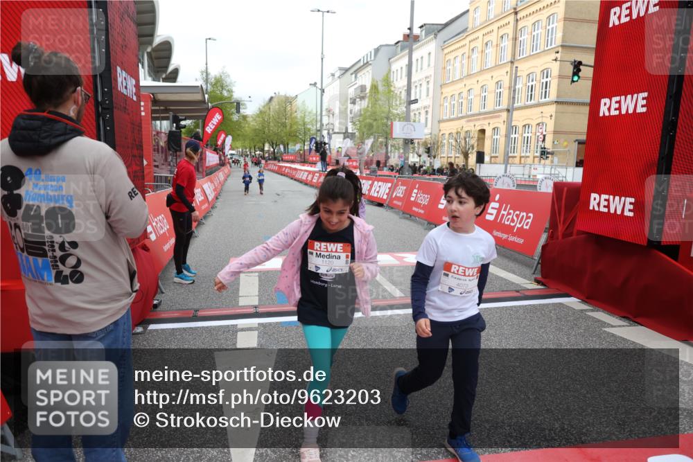 25.04.2026 - Das Zehntel Strokosch-Dieckow http://msf.ph/oto/9623203 25.04.2026 09:15:02 Ziel 1112, 1120, 2092, 2107, 4073 meine-sportfotos.de