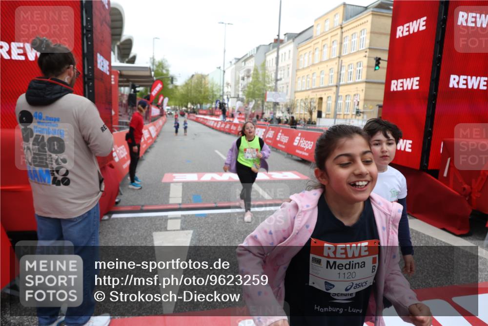 25.04.2026 - Das Zehntel Strokosch-Dieckow http://msf.ph/oto/9623259 25.04.2026 09:15:02 Ziel 1112, 1120, 2092, 2107, 4073 meine-sportfotos.de