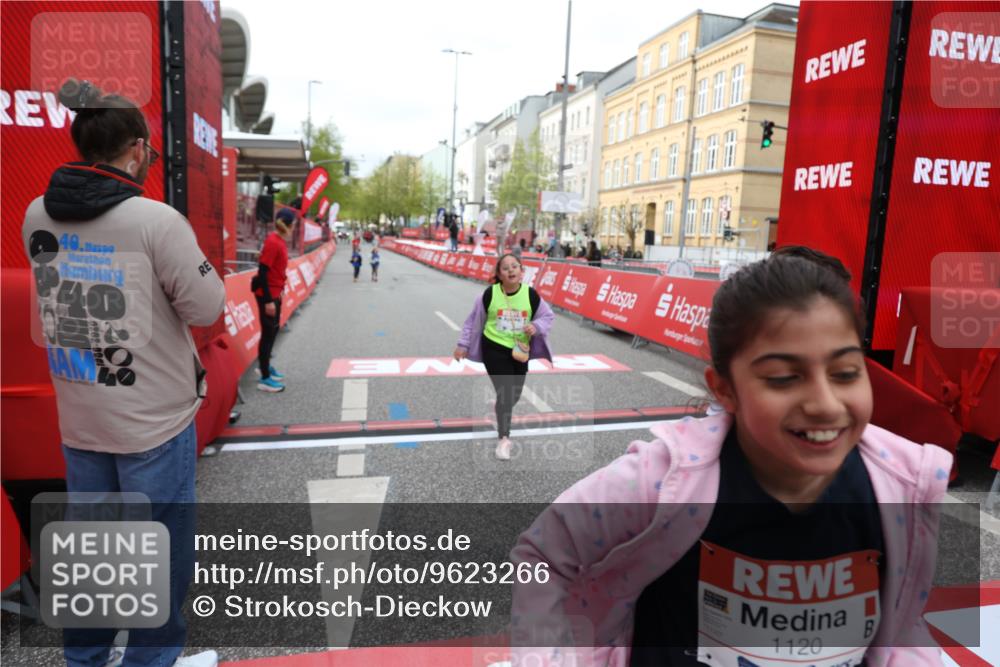 25.04.2026 - Das Zehntel Strokosch-Dieckow http://msf.ph/oto/9623266 25.04.2026 09:15:02 Ziel 1112, 1120, 2092, 2107, 4073 meine-sportfotos.de