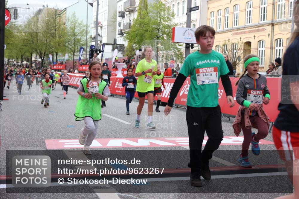 25.04.2026 - Das Zehntel Strokosch-Dieckow http://msf.ph/oto/9623267 25.04.2026 08:56:31 Ziel 1008, 1123, 1365, 1875, 1898, 2196, 2207, 2319, 2494, 2527, 2686, 3080, 3228, 3234, 3275, 3536, 3980, 4035 meine-sportfotos.de
