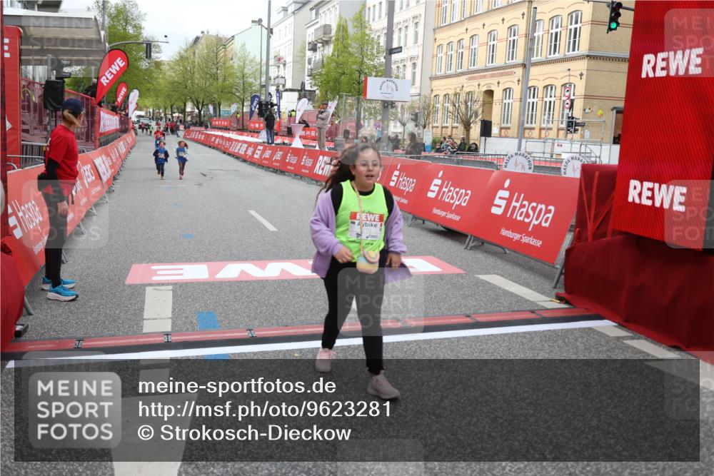 25.04.2026 - Das Zehntel Strokosch-Dieckow http://msf.ph/oto/9623281 25.04.2026 09:15:03 Ziel 1112, 1120, 2092, 2107, 4073 meine-sportfotos.de