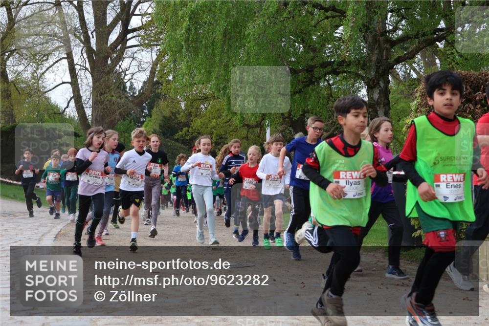 25.04.2026 - Das Zehntel Zöllner http://msf.ph/oto/9623282 25.04.2026 07:42:04 Laufen 3306, 3317 meine-sportfotos.de