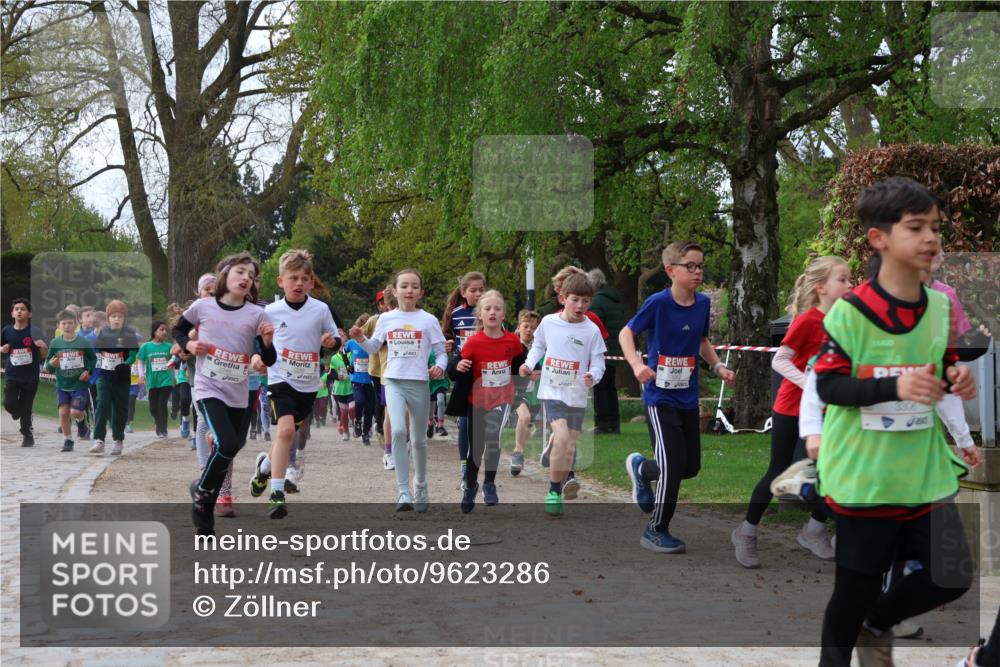 25.04.2026 - Das Zehntel Zöllner http://msf.ph/oto/9623286 25.04.2026 07:42:04 Laufen 3306 meine-sportfotos.de