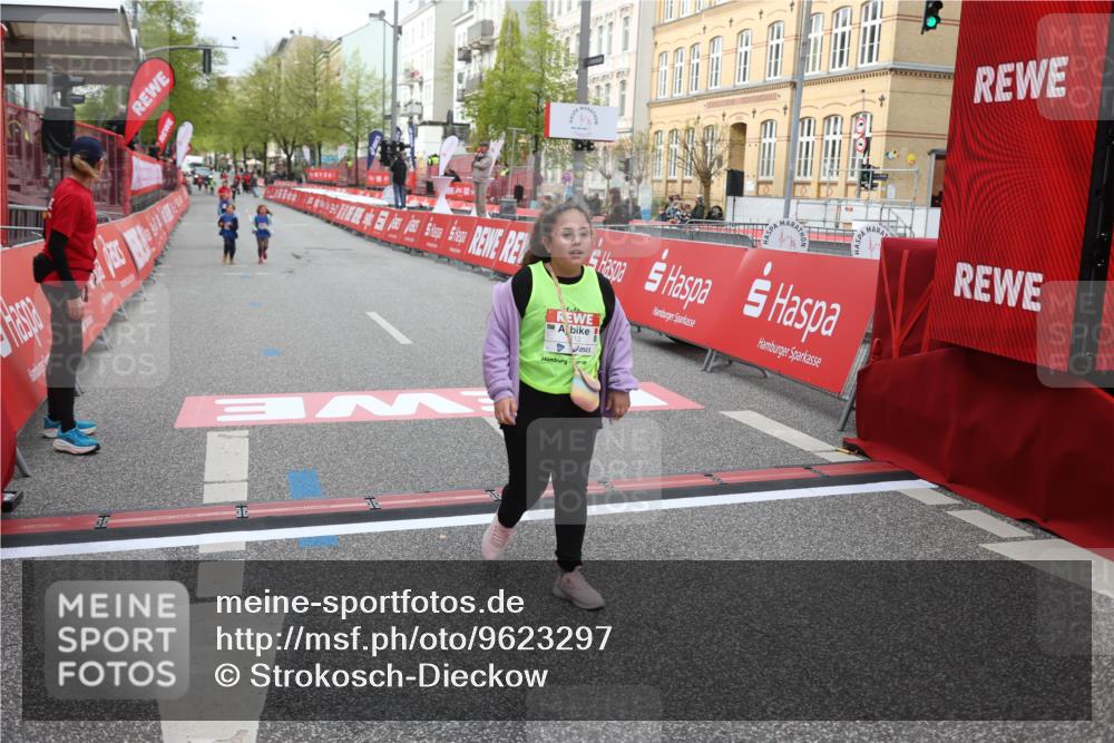 25.04.2026 - Das Zehntel Strokosch-Dieckow http://msf.ph/oto/9623297 25.04.2026 09:15:03 Ziel 1112, 1120, 2092, 2107, 4073 meine-sportfotos.de