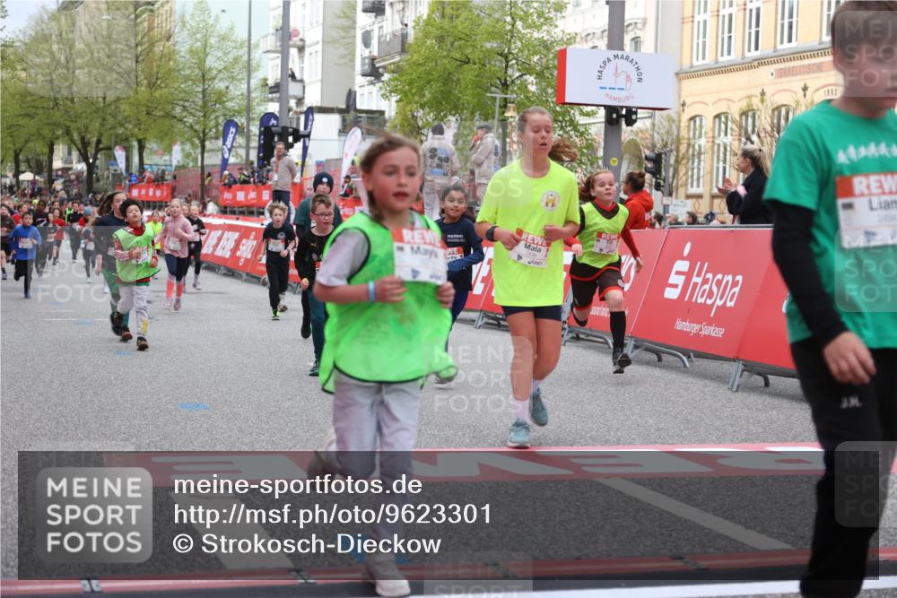 25.04.2026 - Das Zehntel Strokosch-Dieckow http://msf.ph/oto/9623301 25.04.2026 08:56:32 Ziel 1008, 1123, 1875, 1898, 2196, 2207, 2319, 2494, 2527, 2686, 3080, 3228, 3234, 3275, 3875, 3980, 4035 meine-sportfotos.de