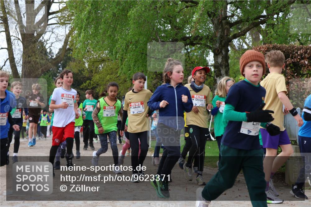 25.04.2026 - Das Zehntel Zöllner http://msf.ph/oto/9623371 25.04.2026 07:42:09 Laufen 60, 10, 1424, 3722, 3718, 8, 7 meine-sportfotos.de
