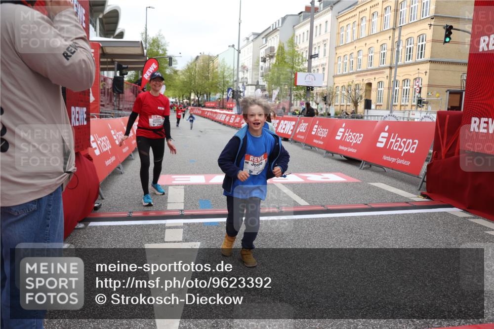 25.04.2026 - Das Zehntel Strokosch-Dieckow http://msf.ph/oto/9623392 25.04.2026 09:15:09 Ziel 2088 meine-sportfotos.de
