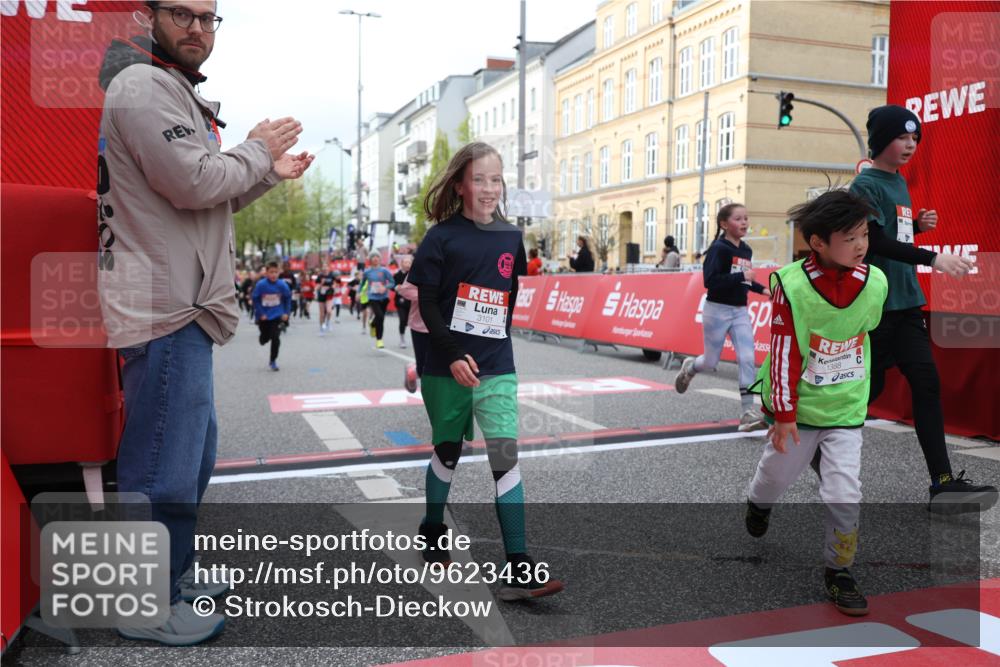 25.04.2026 - Das Zehntel Strokosch-Dieckow http://msf.ph/oto/9623436 25.04.2026 08:56:37 Ziel 1155, 1388, 1575, 1638, 1639, 1875, 1898, 1963, 1968, 2002, 2071, 2108, 2196, 2207, 2319, 2494, 2686, 3101, 3234, 3275, 3354, 3360, 3875, 3975, 4035 meine-sportfotos.de
