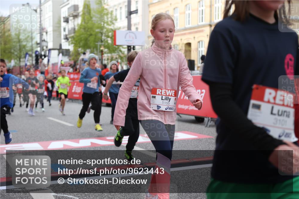 25.04.2026 - Das Zehntel Strokosch-Dieckow http://msf.ph/oto/9623443 25.04.2026 08:56:38 Ziel 1155, 1388, 1575, 1638, 1639, 1875, 1898, 1963, 1968, 2002, 2071, 2108, 2319, 2669, 3101, 3234, 3354, 3360, 3849, 3875, 3975, 4058 meine-sportfotos.de