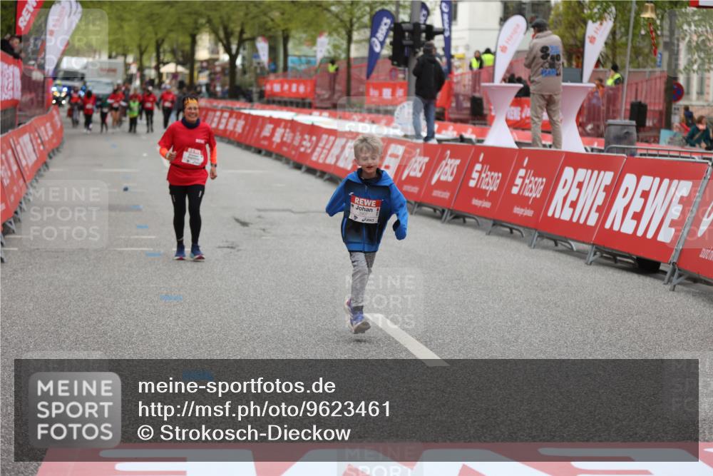 25.04.2026 - Das Zehntel Strokosch-Dieckow http://msf.ph/oto/9623461 25.04.2026 09:15:15 Ziel 2088, 2106, 3907 meine-sportfotos.de
