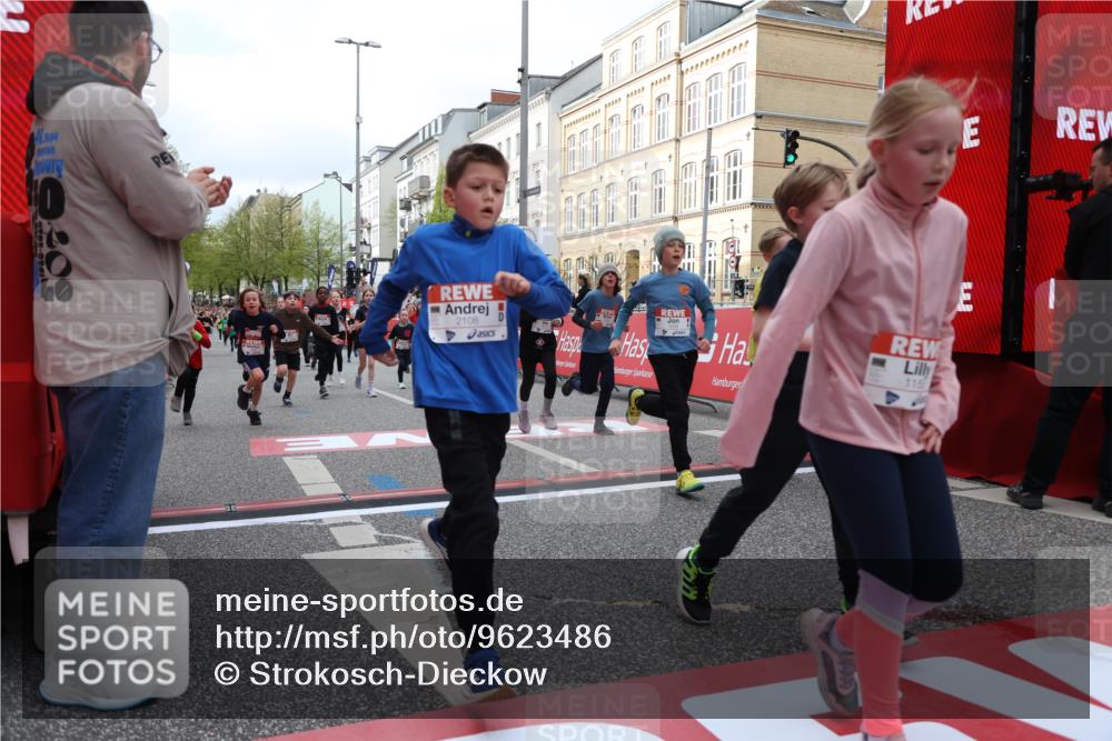 25.04.2026 - Das Zehntel Strokosch-Dieckow http://msf.ph/oto/9623486 25.04.2026 08:56:39 Ziel 1155, 1388, 1575, 1638, 1639, 1875, 1898, 1963, 1968, 2002, 2071, 2108, 2319, 2565, 2615, 2669, 3101, 3234, 3354, 3360, 3844, 3849, 3875, 3975, 4058 meine-sportfotos.de