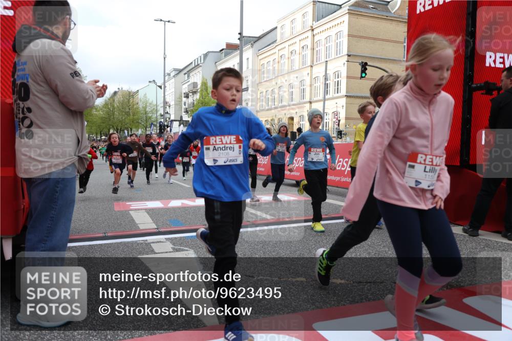 25.04.2026 - Das Zehntel Strokosch-Dieckow http://msf.ph/oto/9623495 25.04.2026 08:56:39 Ziel 1155, 1388, 1575, 1638, 1639, 1875, 1898, 1963, 1968, 2002, 2071, 2108, 2319, 2565, 2615, 2669, 3101, 3234, 3354, 3360, 3844, 3849, 3875, 3975, 4058 meine-sportfotos.de