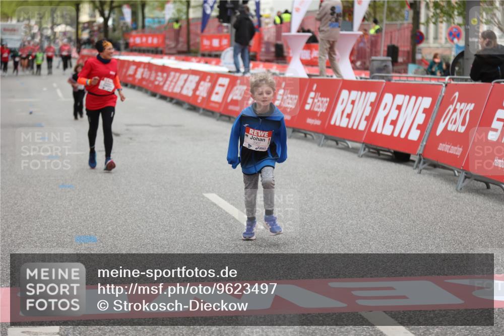 25.04.2026 - Das Zehntel Strokosch-Dieckow http://msf.ph/oto/9623497 25.04.2026 09:15:15 Ziel 2088, 2106, 3907 meine-sportfotos.de