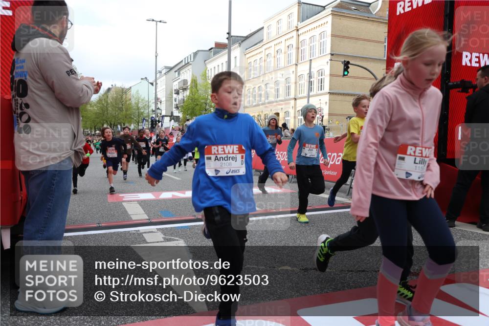 25.04.2026 - Das Zehntel Strokosch-Dieckow http://msf.ph/oto/9623503 25.04.2026 08:56:39 Ziel 1155, 1388, 1575, 1638, 1639, 1875, 1898, 1963, 1968, 2002, 2071, 2108, 2319, 2565, 2615, 2669, 3101, 3234, 3354, 3360, 3844, 3849, 3875, 3975, 4058 meine-sportfotos.de